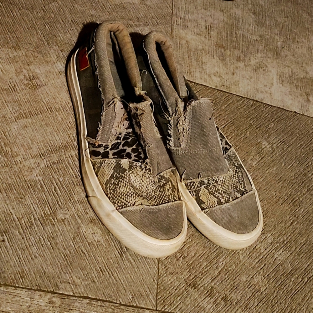 Women's Shoes
